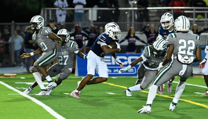 Chaminade-Madonna vs Miami Central Football - Robson Lopes - 08-26-20231008